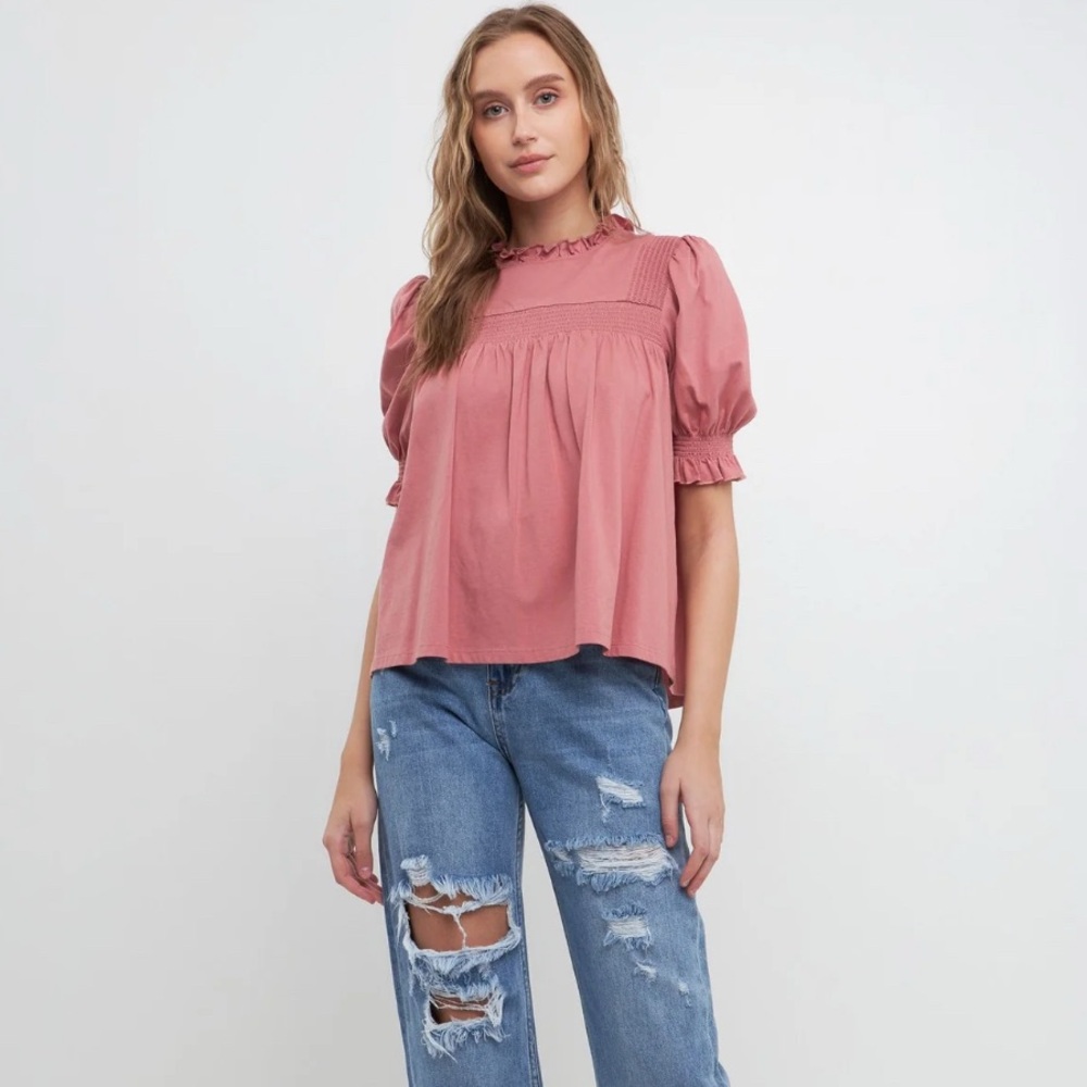 Free the Roses -Nordstrom brand new no tags . Poplin flowing pink top size Small